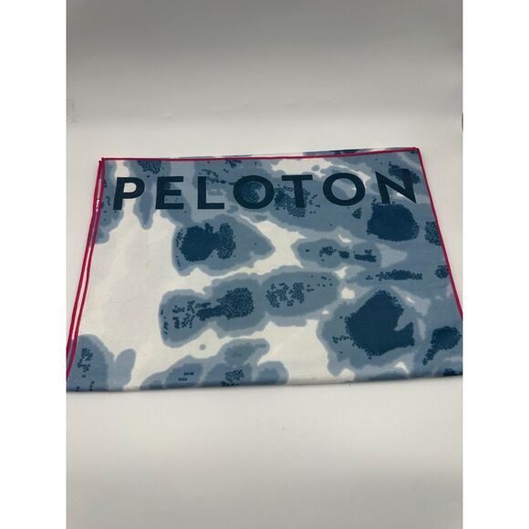 Peloton Yoga Towel Tye Dye Patters 75 x 26 Microfiber Towel Absorbent Blue - Picture 3 of 10